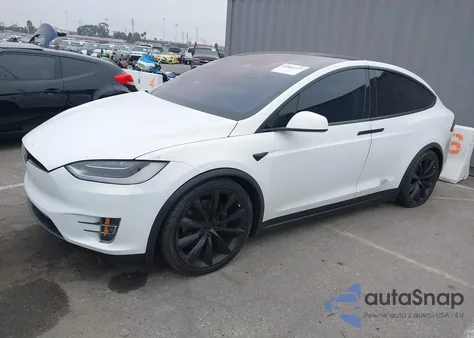 2017 Tesla Model X 100D/75D/90D из США, поврежденный, VIN 5YJXCAE22HF061353